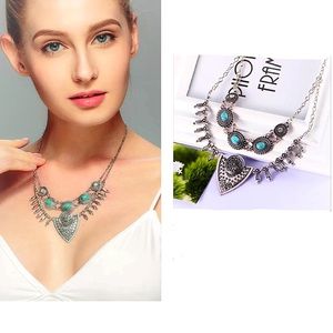 Just In🎉Ethnic Triangle Pendant Necklace